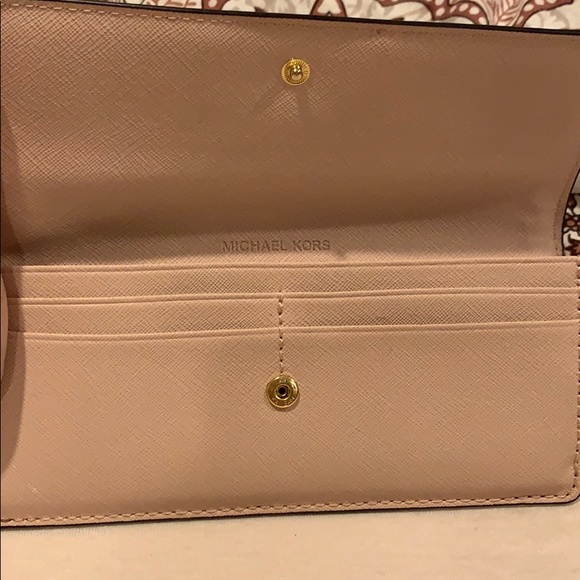 MICHAEL KORS WALLET - Picture 2 of 4